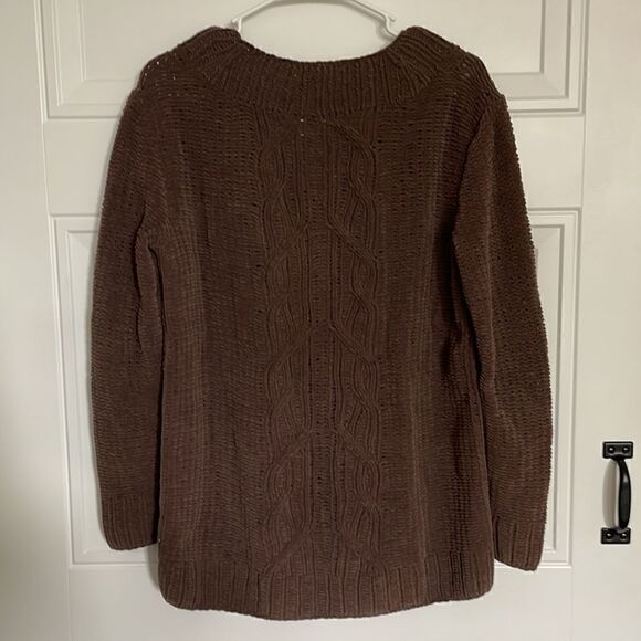 TSE Soft Brown V-neck Cable Sweater - Picture 4 of 6